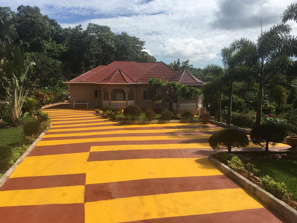 Cliffe Ranch Villa Mandeville Exteriör bild